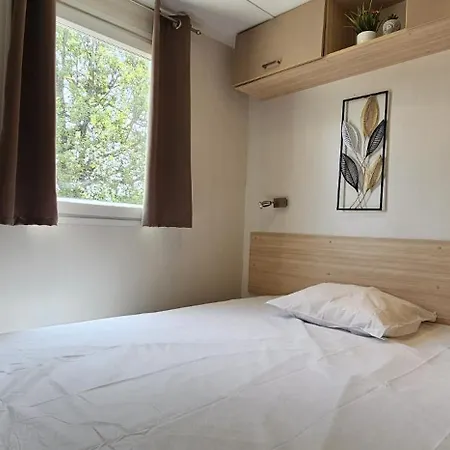 Kemp Mobil-home Poney 3 Etoiles *