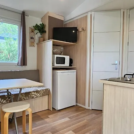 Mobil-home Poney 3 Etoiles Kemp *